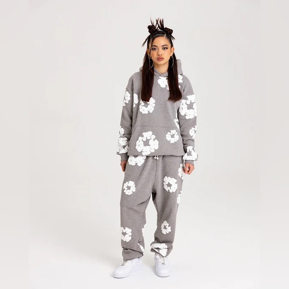 Denim Tears Cotton Grey Wreath Sweatpants Sz M - Picture 1 of 6